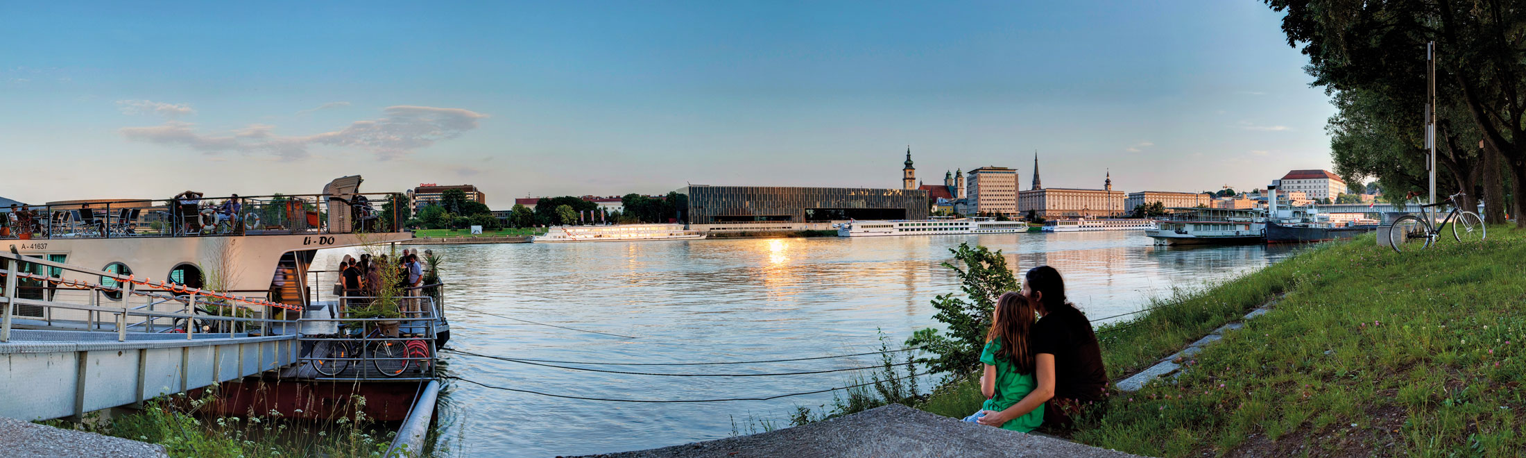 Sommermomente an der Donau genießen.