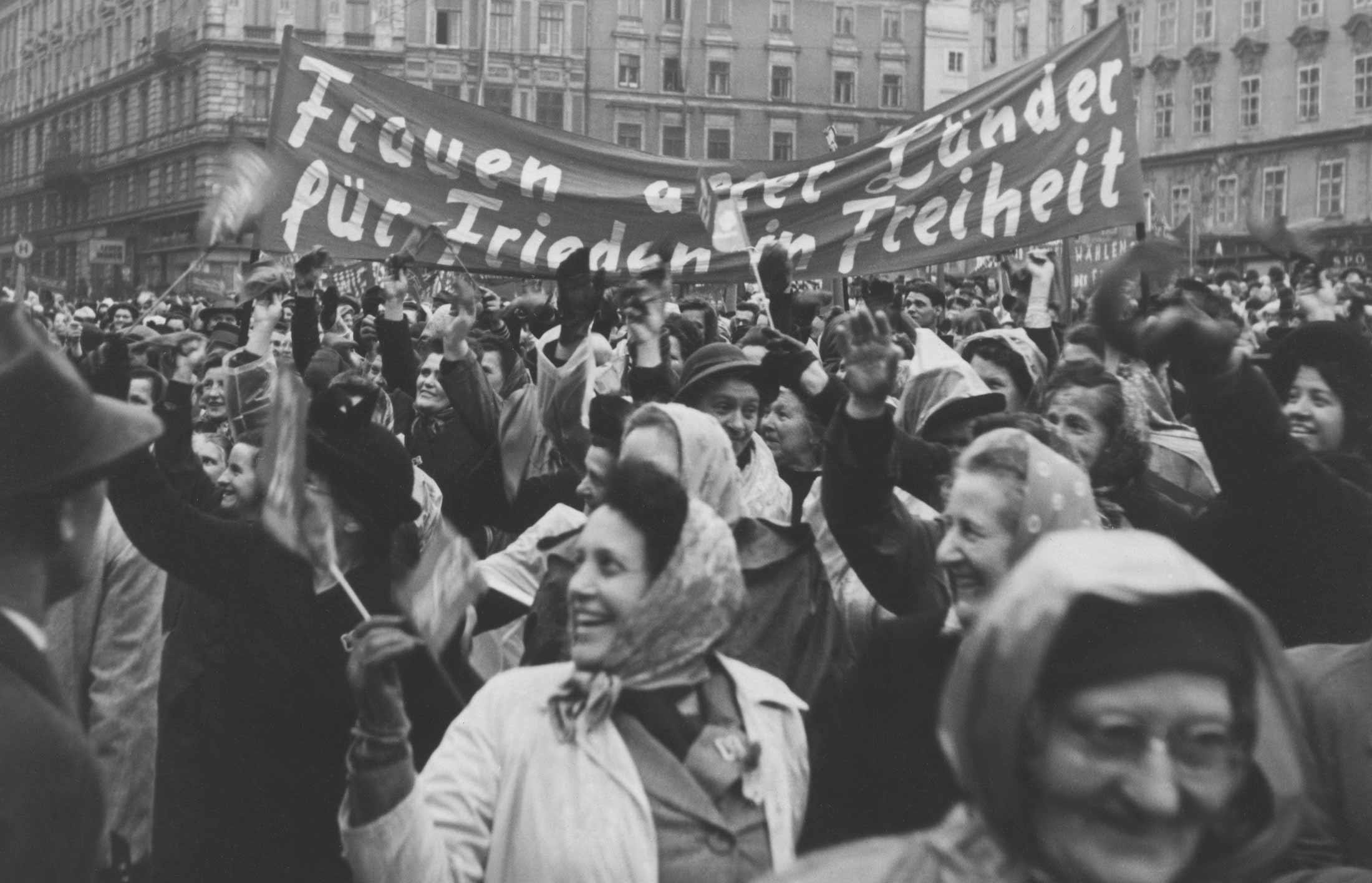 Frauentag in Linz, 1951