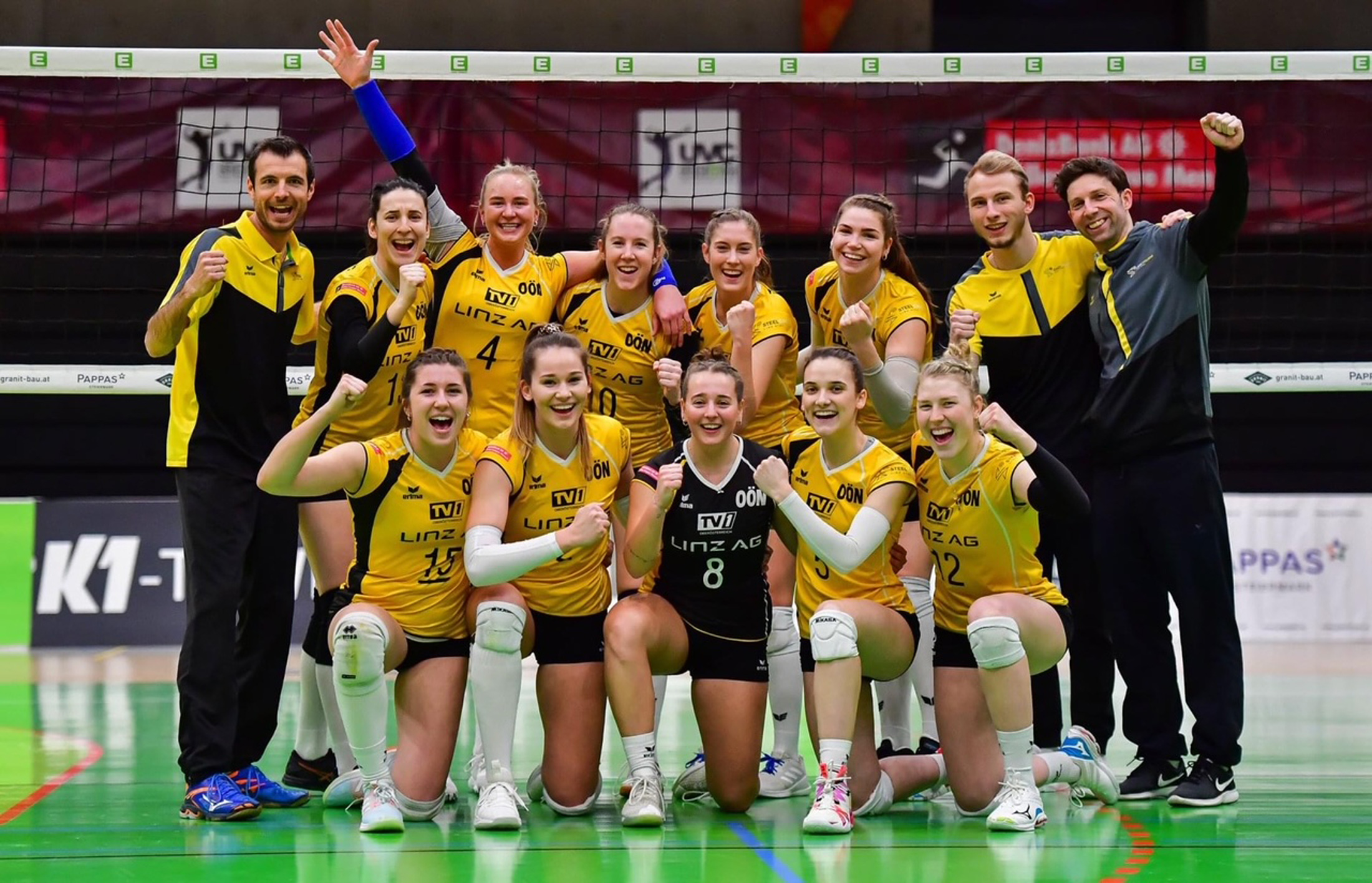 Die Volleyballmannschaft "Steelvolleys" in Linz.