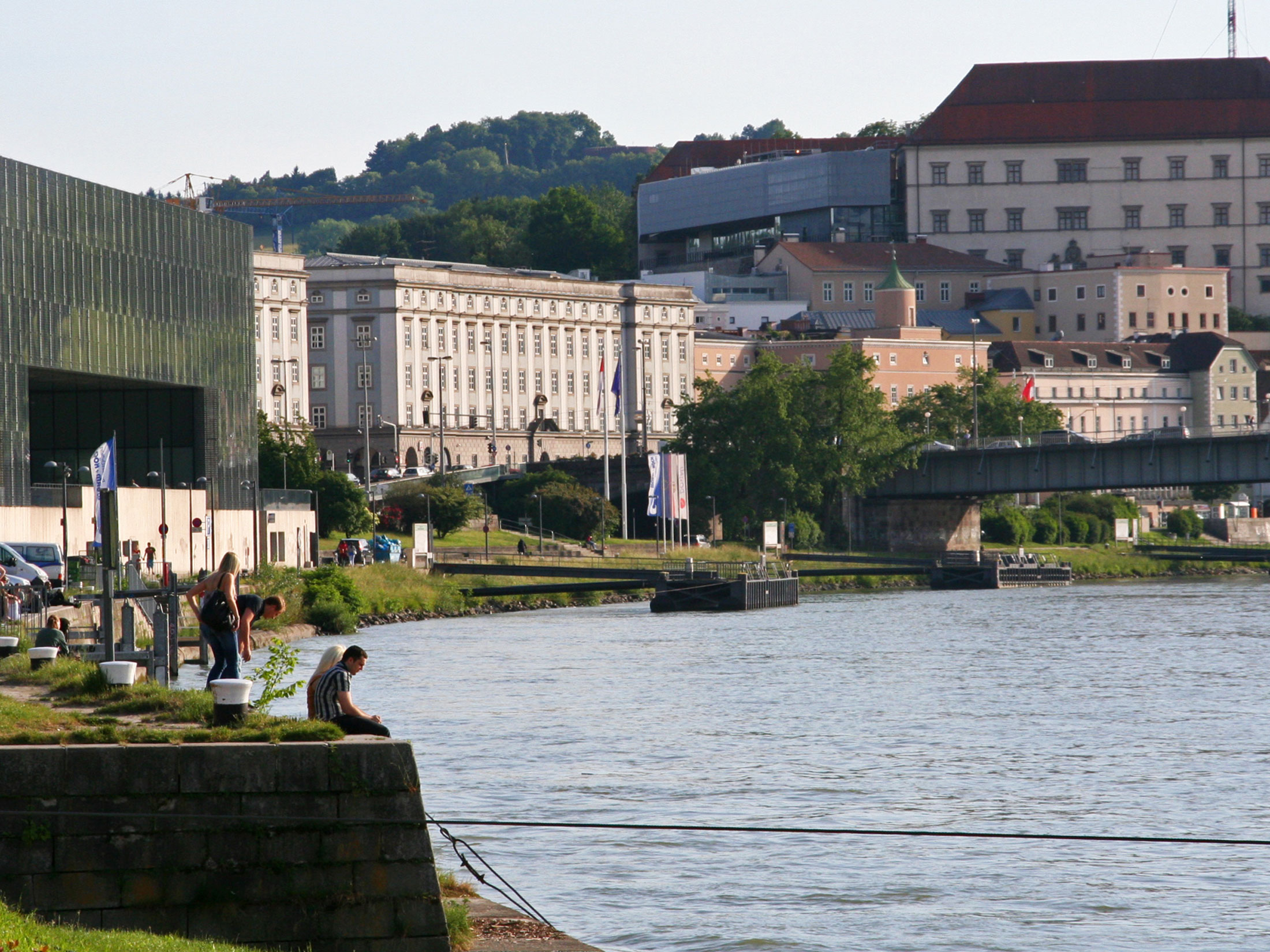 Die Donau, Kunst und Kultur in Linz.